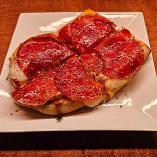 1/2 Cheese or Pepperoni Flat Bread