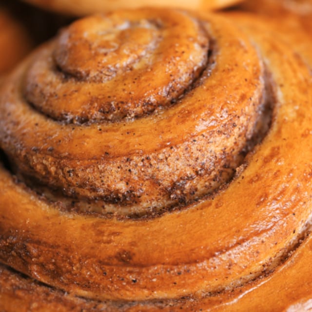 Sourdough Cinnamon Rolls